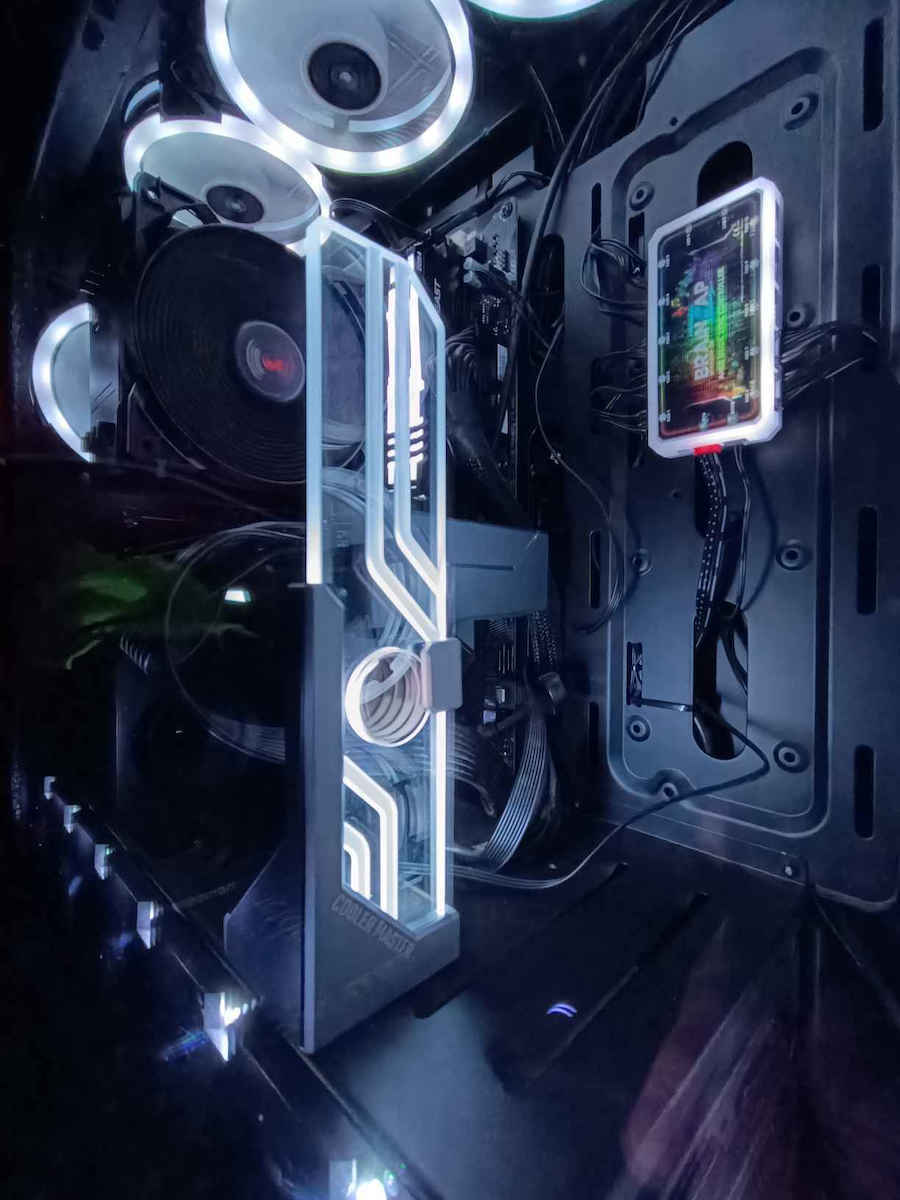CoolerMaster Atlas Argb GPU Holder