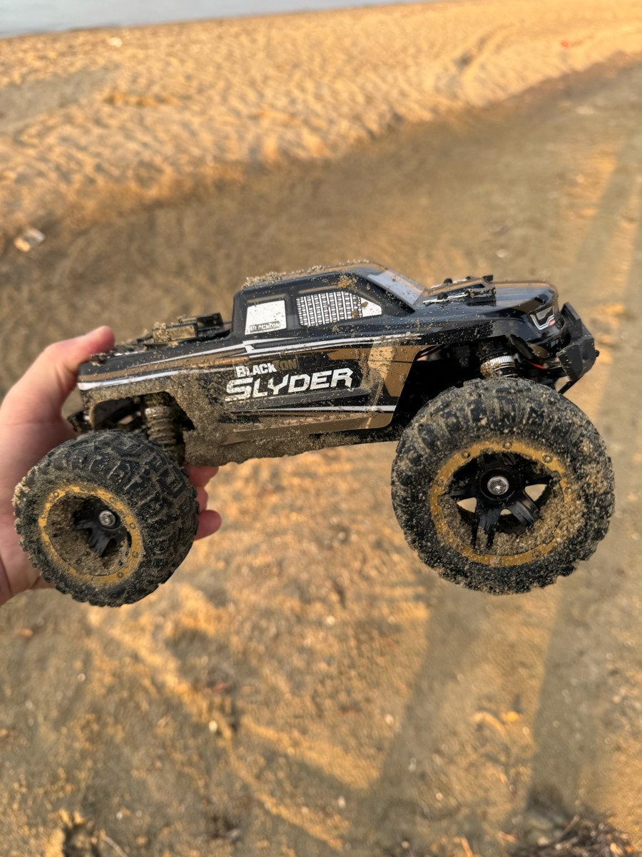 BlackZon Slyder MT Ferngesteuertes Auto Monstertruck 4WD Blau
