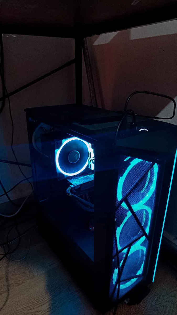 CoolerMaster CMP 510 ARGB Геймърско бюро Midi Tower Компютърна кутия със страничен прозорец Черен