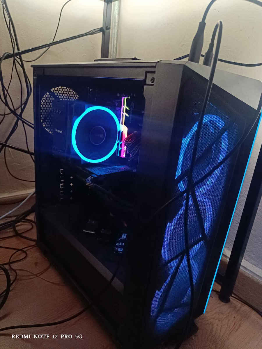 CoolerMaster CMP 510 ARGB Геймърско бюро Midi Tower Компютърна кутия със страничен прозорец Черен