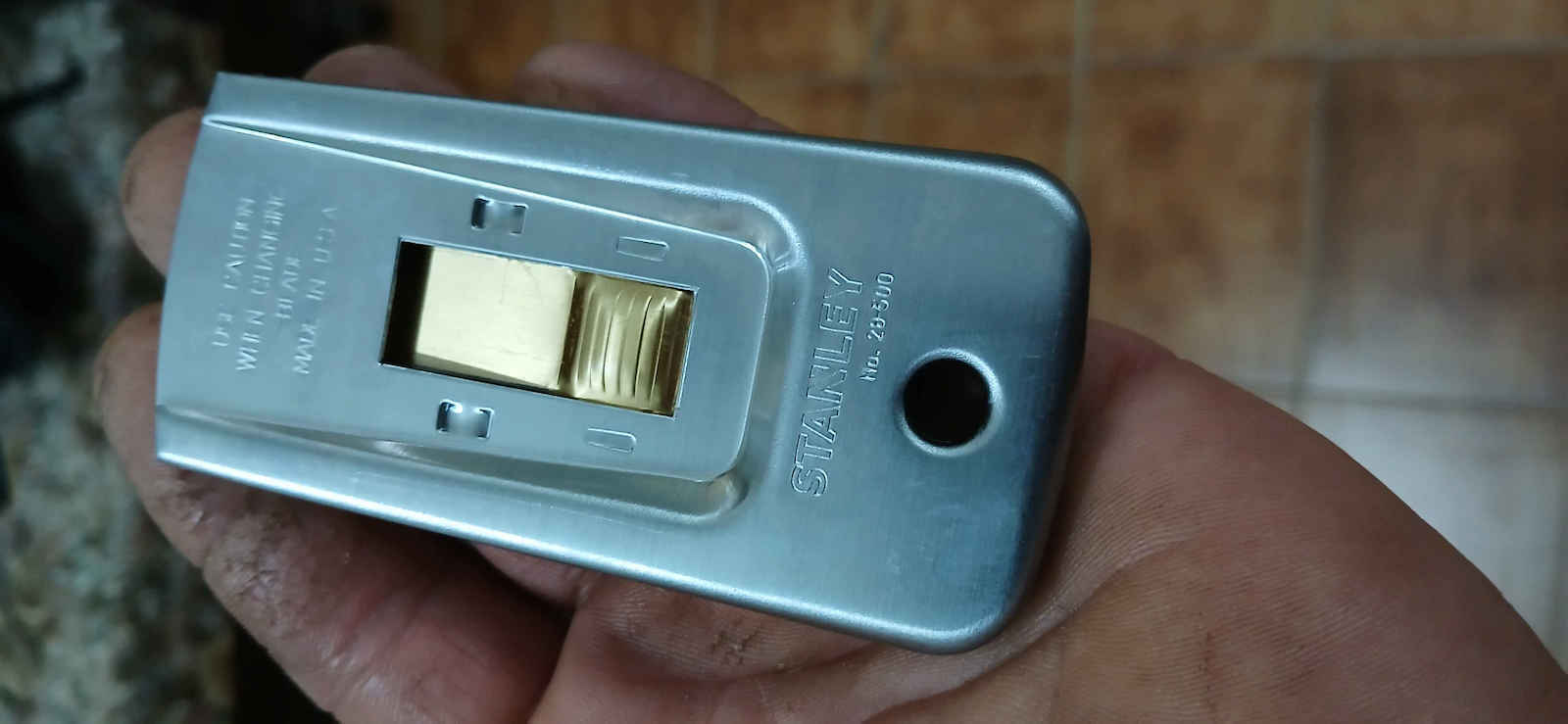 Stanley Scraper Tool with Handle Suitable for Windows 40mm