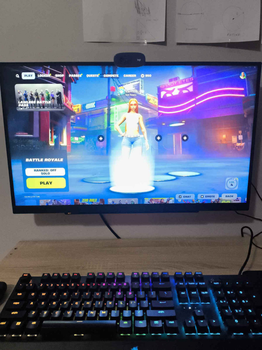 LG UltraGear 27GS75Q-B Nano IPS HDR Monitor 27" QHD 2560x1440 180Hz with 1ms Response Time GTG