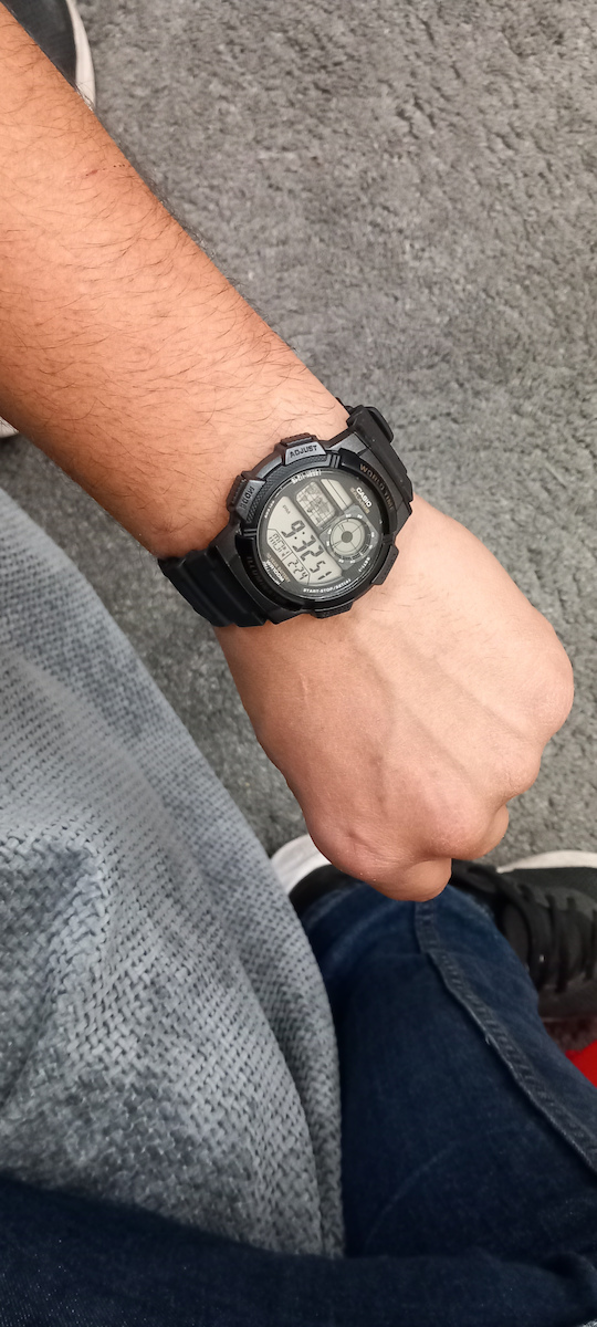 Casio Ceas Digital De Bărbați Cu Baterie Și Curea Din Cauciuc Gri