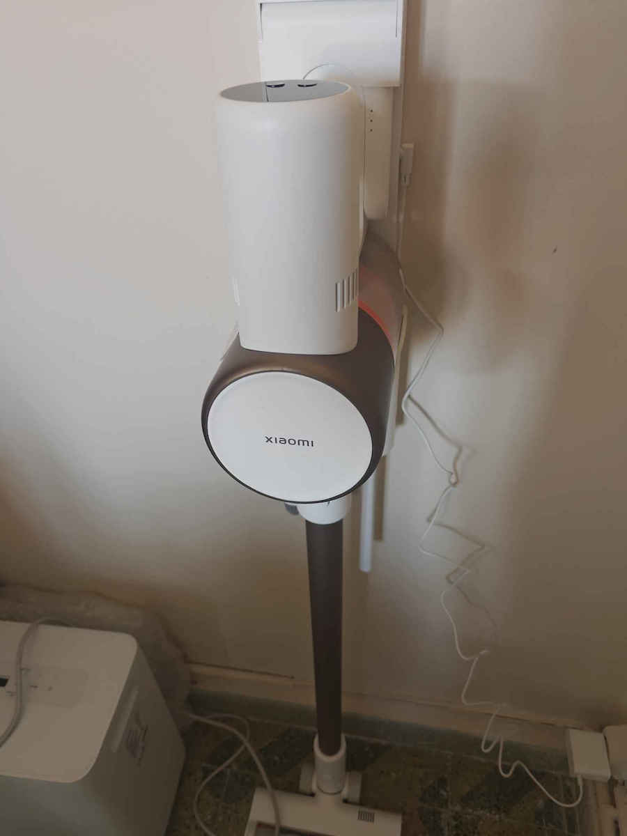 Xiaomi Dreame V10 Cordless Vacuum Xiaomi V10 Vacuum Review