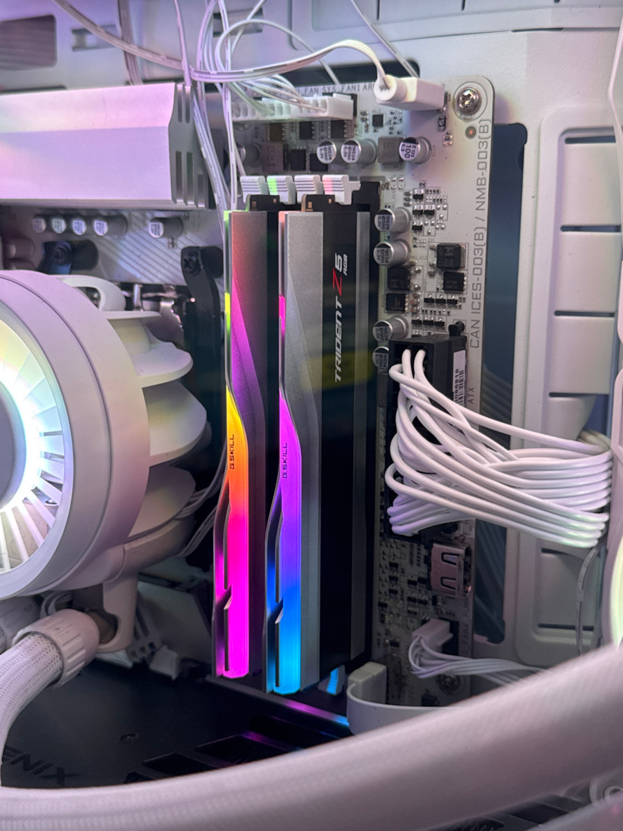 G.Skill Trident Z5 RGB DDR5 32GB RAM με 2x16GB Modules και Ταχύτητα 6400 για Desktop