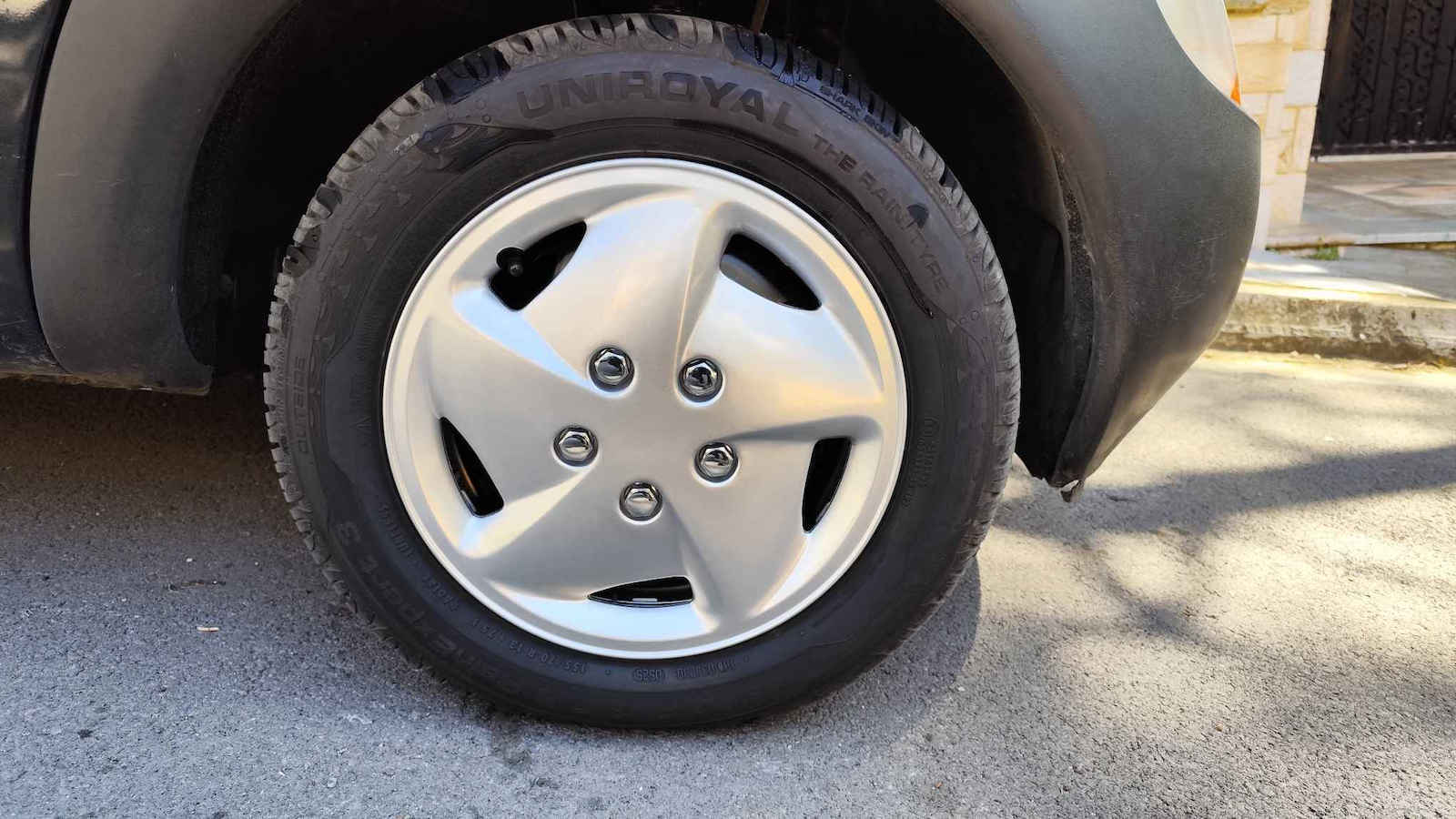 Car Hubcap Set Model "A" 13" 4pcs Silver