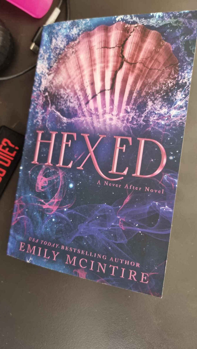 Hexed: A Dark Contemporary Romance And Fractured Fairy Tale Emily Mcintire Bloom Books
