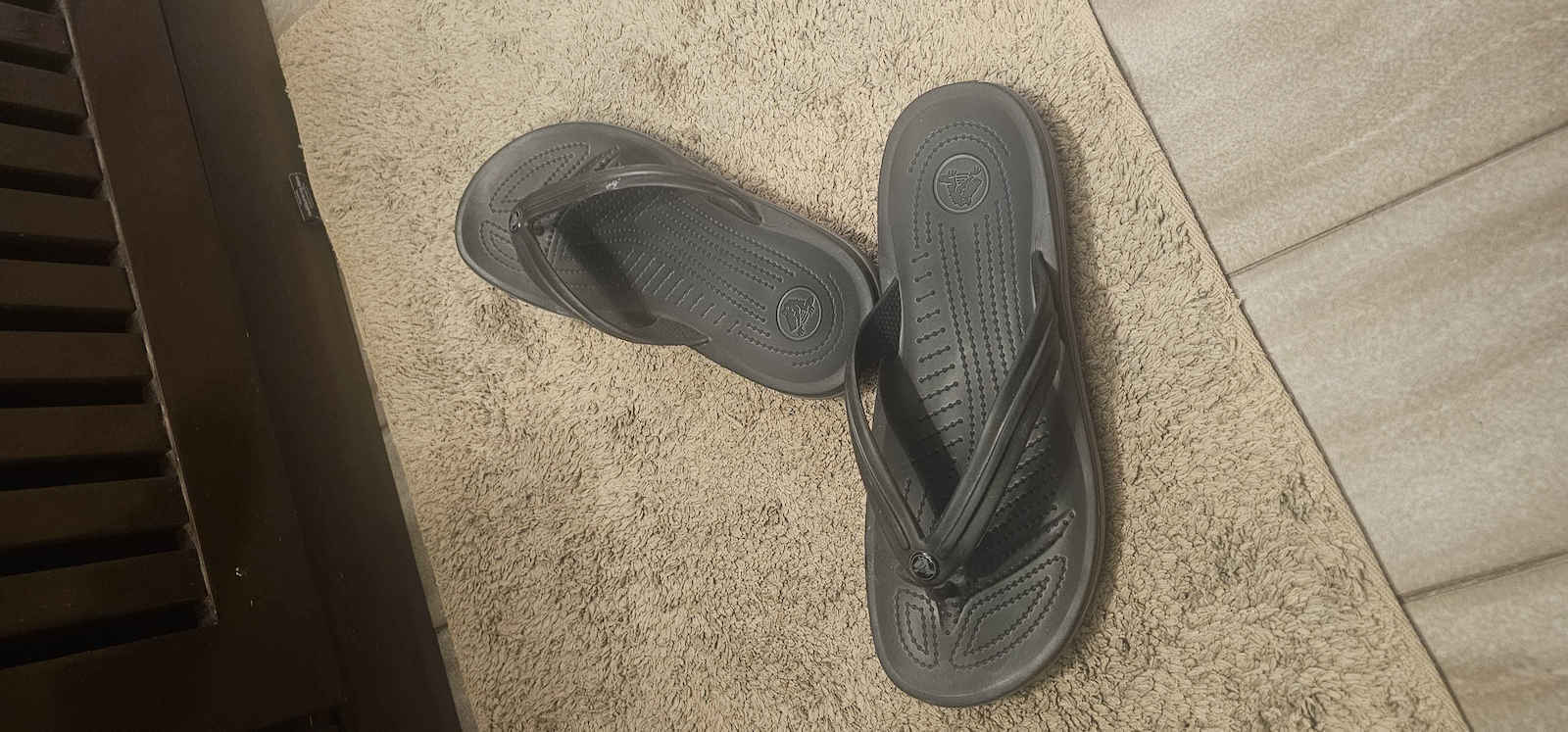 Crocband Men's Anatomic Flip Flops Navy