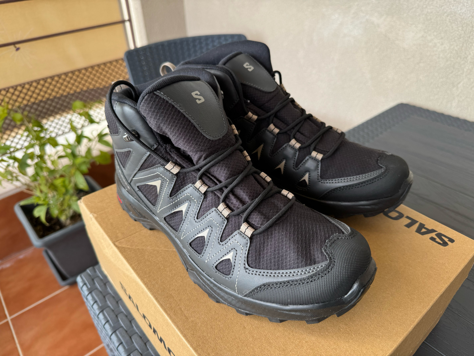 Salomon X Braze Mid GTX Men's Hiking Boots Waterproof with Gore-Tex Membrane Black