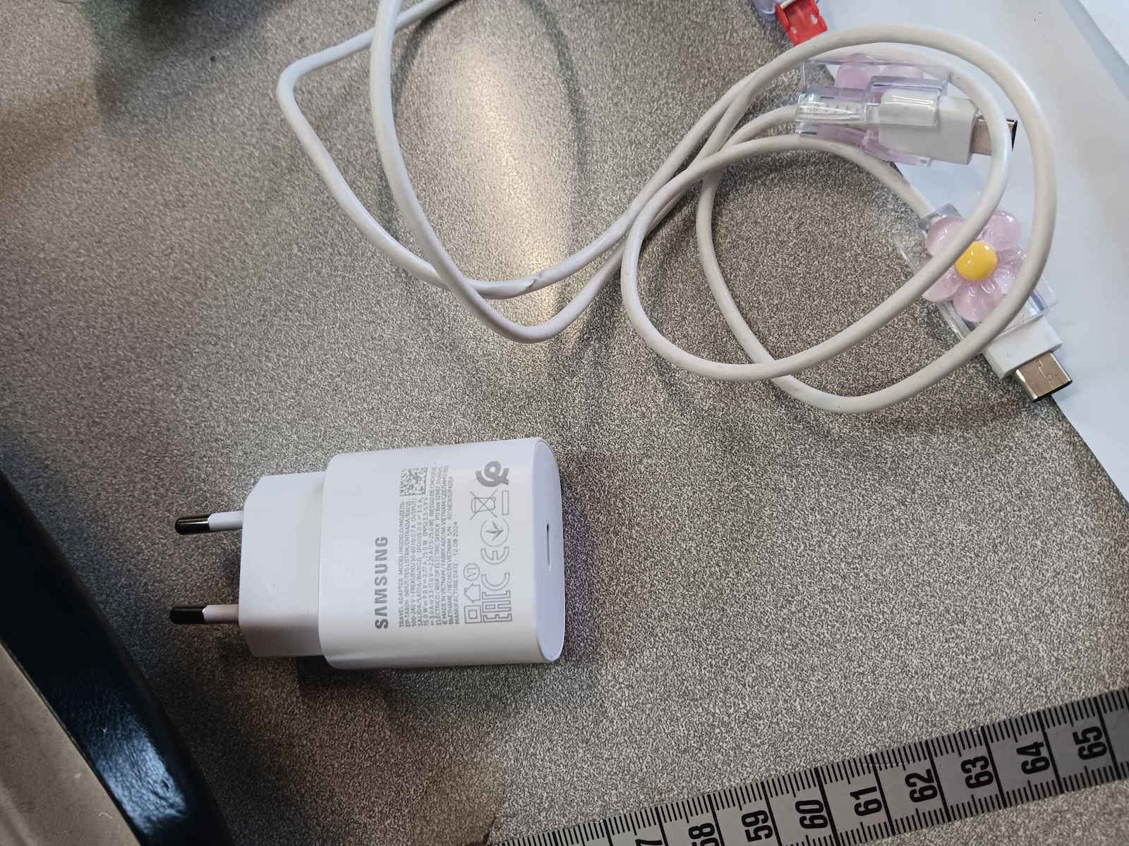 Samsung Charger with USB-C Port and USB-C Cable 25W White EP-TA800X Bulk