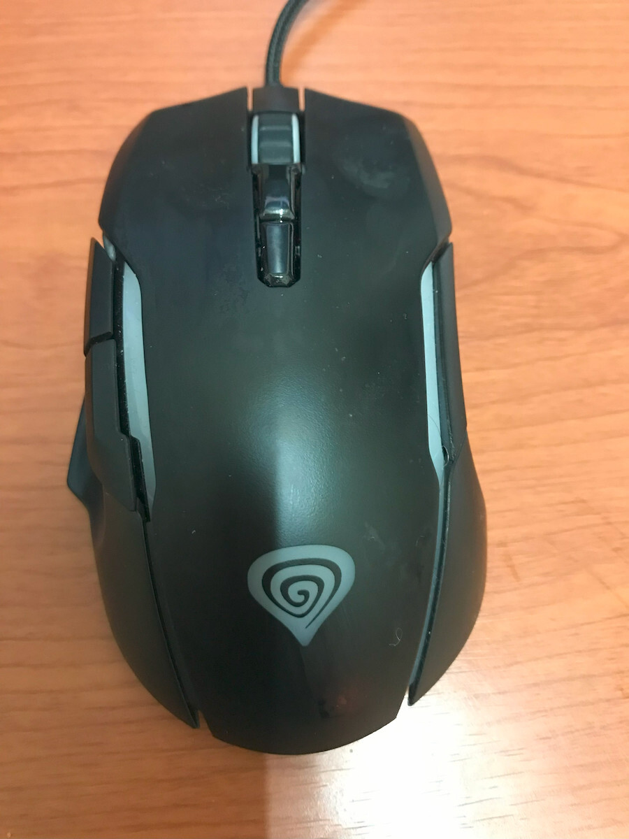 Genesis Xenon 220 G2 RGB Геймърска Мишка 6400 DPI Черен