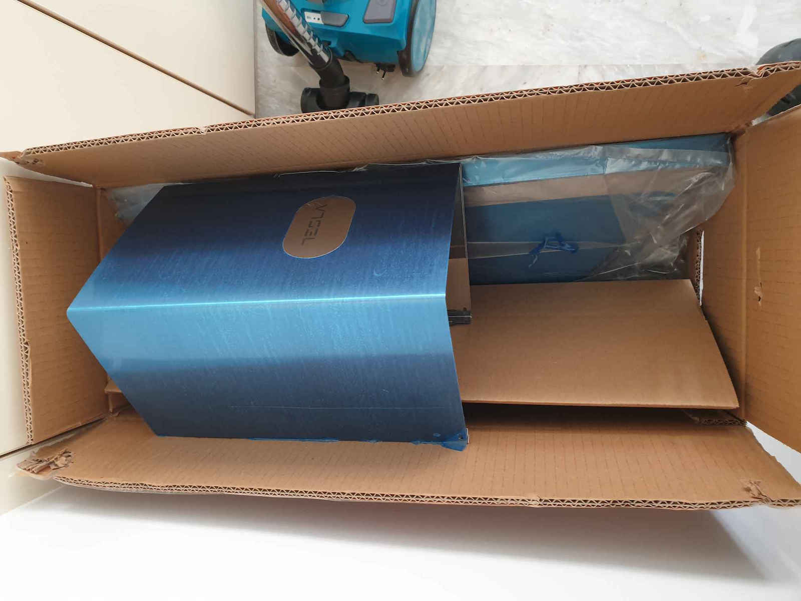 Tesla Απορροφητήρας Καμινάδα 60cm Inox