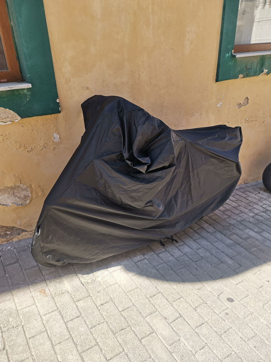 Winger Waterproof Motorcycle Cover Small L183xW89xH119cm