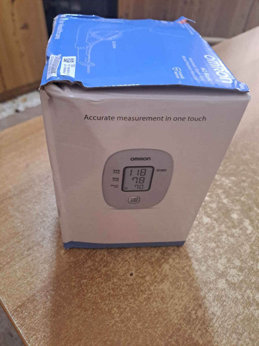 Omron M2 Basic Ηλεκτρονικό Πιεσόμετρο Μπράτσου με ανίχνευση Αρρυθμίας HEM-7121J-E