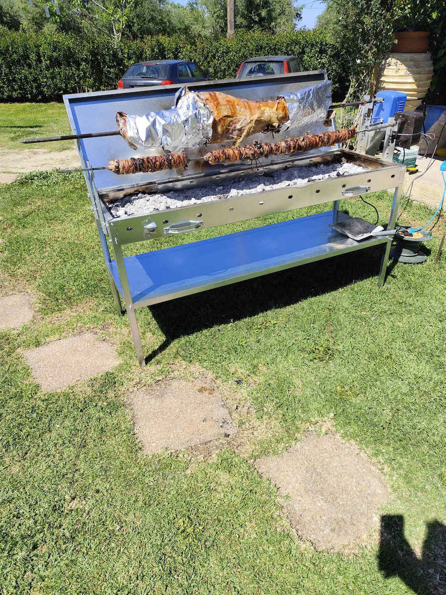 Pitsilos Galvanized Charcoal Grill for Lamb with Lid 150cmx50cm