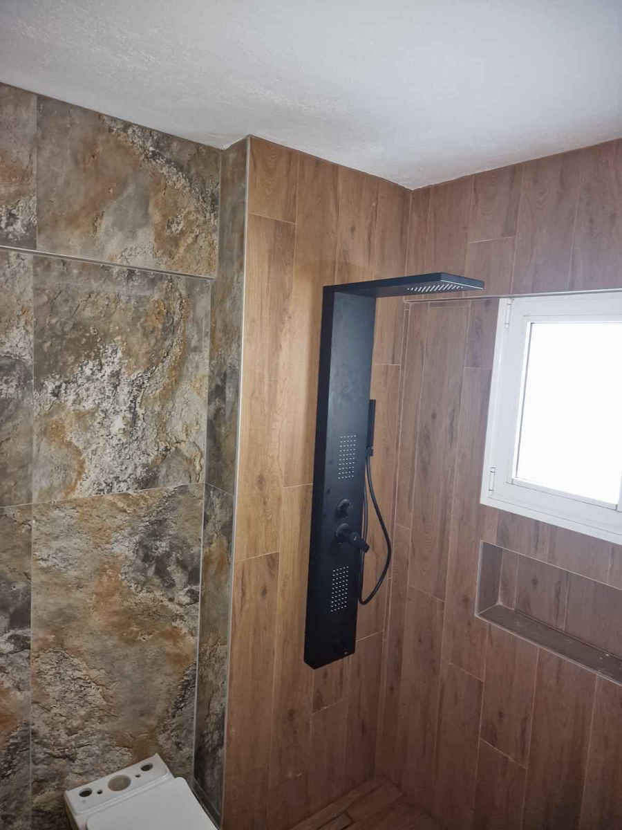 Tema Hydromassage Column 150cm Black