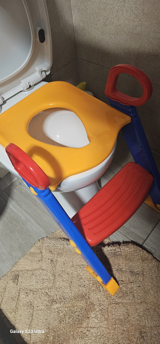ACP Toddler Toilet Seat with Footrest & Handles Multicolour