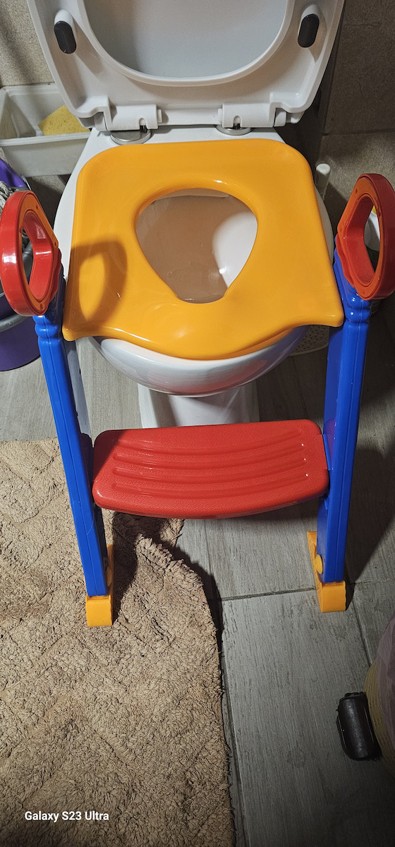 ACP Toddler Toilet Seat with Footrest & Handles Multicolour