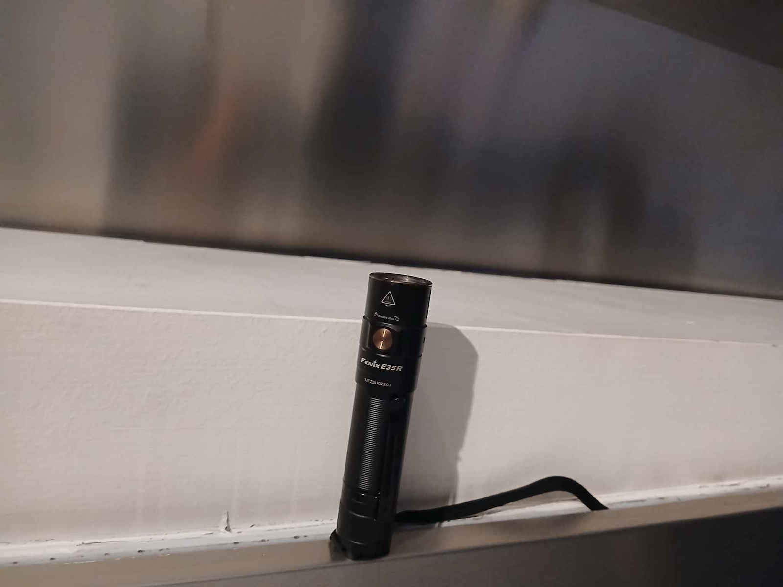 Fenix Wiederaufladbar Taschenlampe LED IP68 mit maximaler Helligkeit 3100lm E35R Schwarz