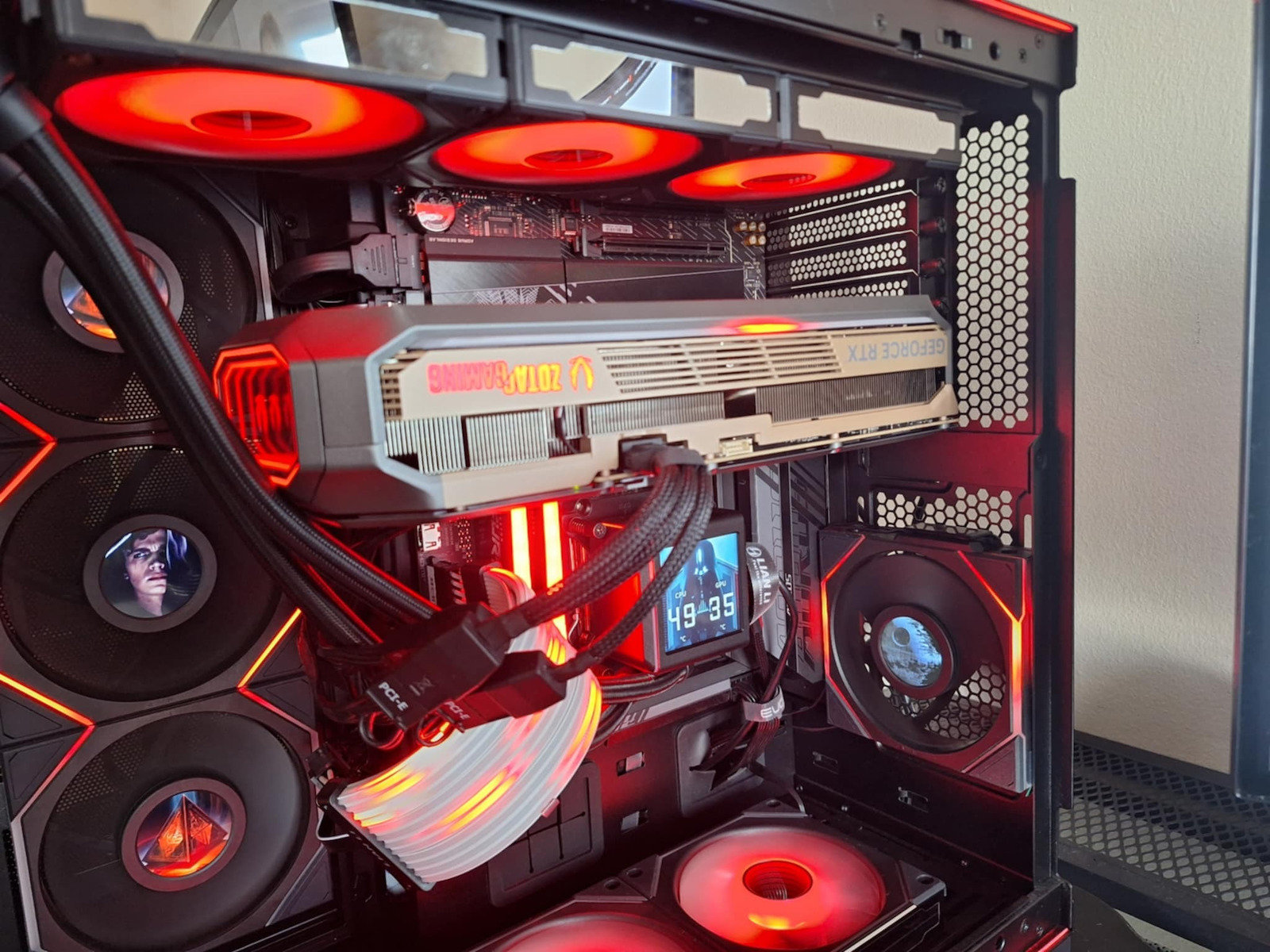Zotac GeForce RTX 5070 Ti 16GB GDDR7 AMP Extreme INFINITY Κάρτα Γραφικών