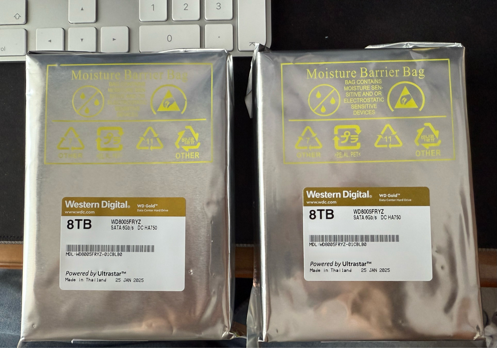 Western Digital Gold 6TB HDD Hard Drive 3.5" SATA III 7200rpm with 256MB Cache for NAS / Server WD6004FRYZ