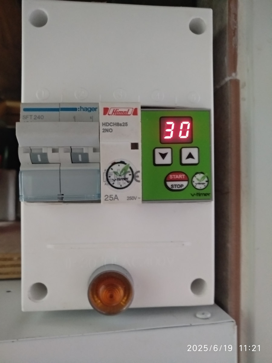 V-Timer Digital Relay Digital Countdown Time Delay Relay with Standby Thermosiphon with Relay