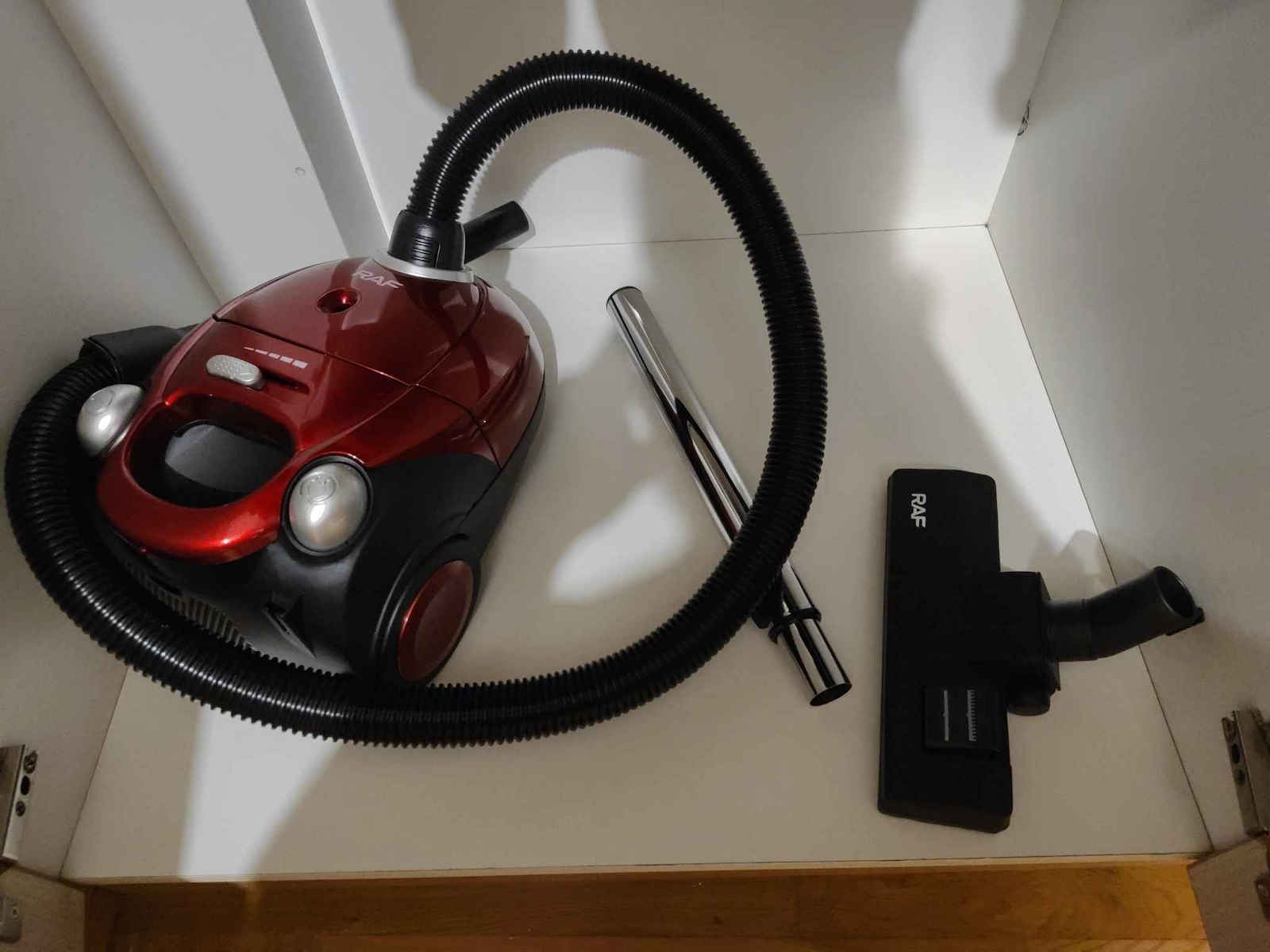 Raf R.8661B Ηλεκτρική Σκούπα 1200W με Σακούλα 2lt Μπλε