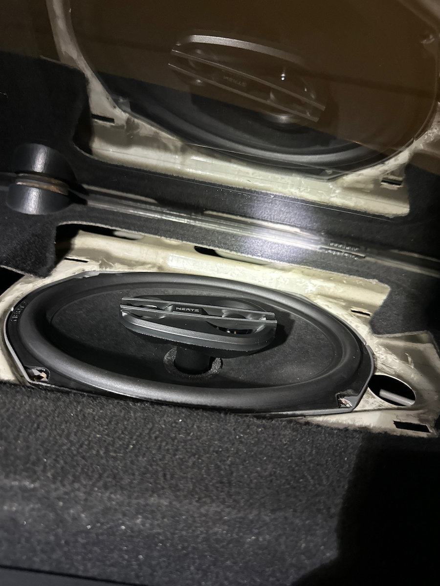 Hertz Комплект Автомобилни Високоговорители CX 690 6x9" с 100W RMS (3 начина)