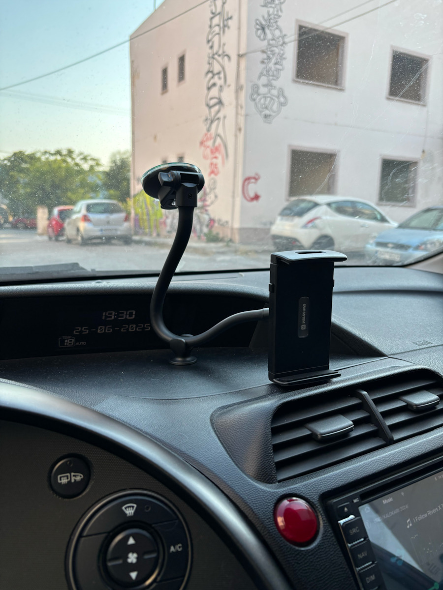 Swissten S-GRIP T1-HK Car Mobile & Tablet Mount 3.5" - 10.5" with Adjustable Hooks Black