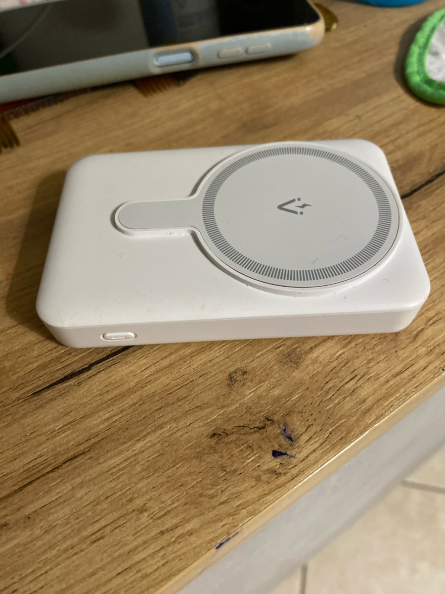 Vention FHTB0 MagSafe Power Bank 10000mAh 22.5W με Θύρα USB-A και Θύρα USB-C Power Delivery Μαύρο
