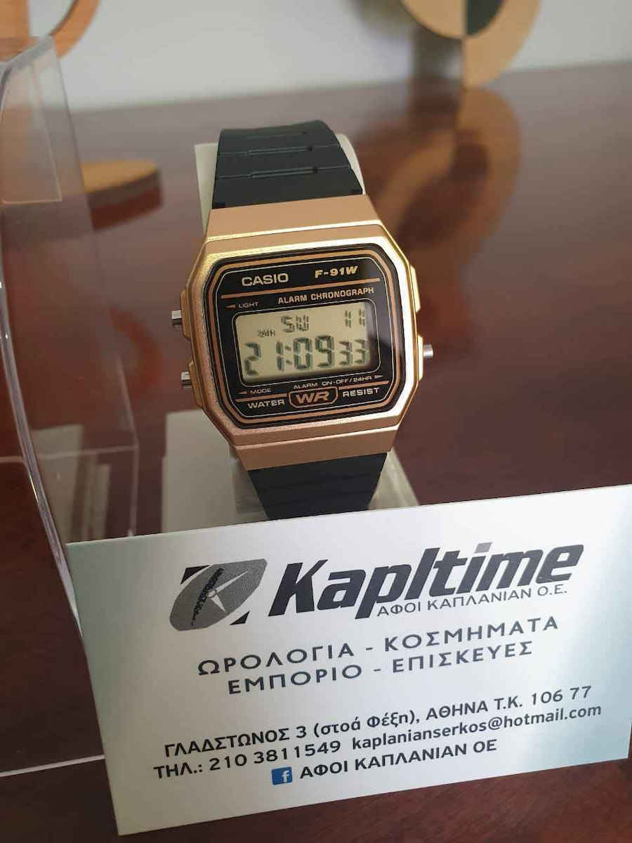 Casio Collection Ψηφιακό Ανδρικό Ρολόι 38mm Μπαταρίας με Μαύρο Καουτσούκ Λουράκι