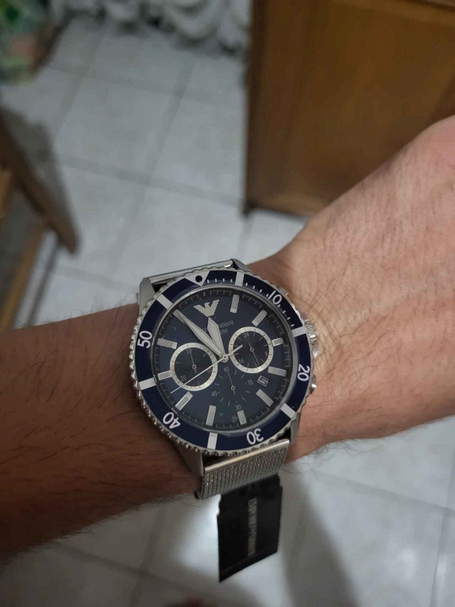 Emporio Armani Diver Ανδρικό Ρολόι 43mm Χρονογράφος Μπαταρίας με Χρυσό Μεταλλικό Μπρασελέ