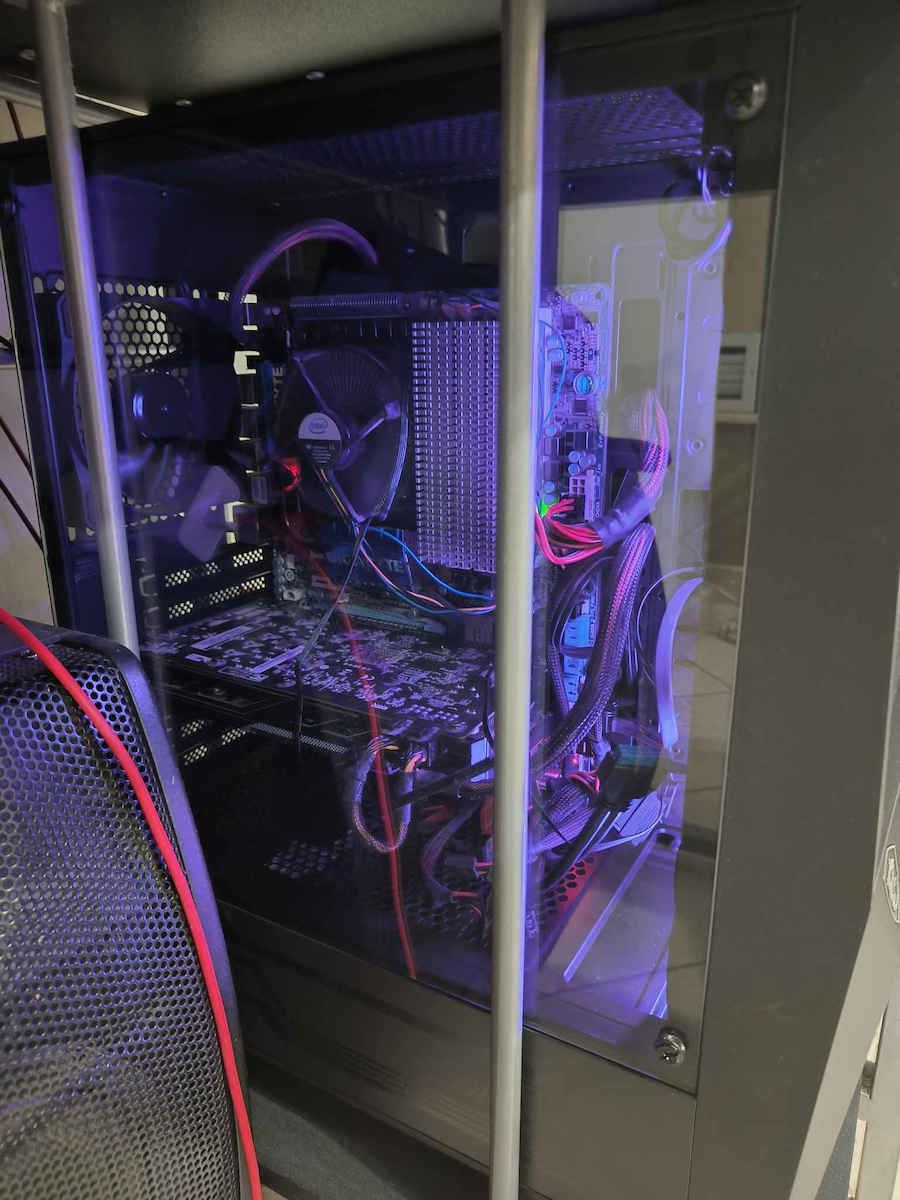MSI MAG Forge 100M Gaming Midi Tower Κουτί Υπολογιστή με Πλαϊνό Παράθυρο και RGB Φωτισμό Μαύρο