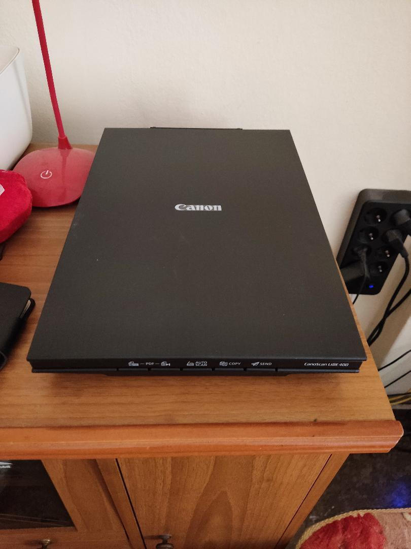 Canon CanoScan LiDE 300 Flatbed Scanner A4