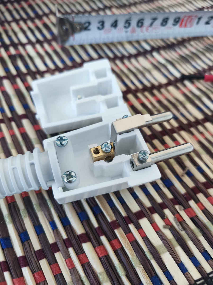 CHaralampidis Male Schuko Plug White Plastic