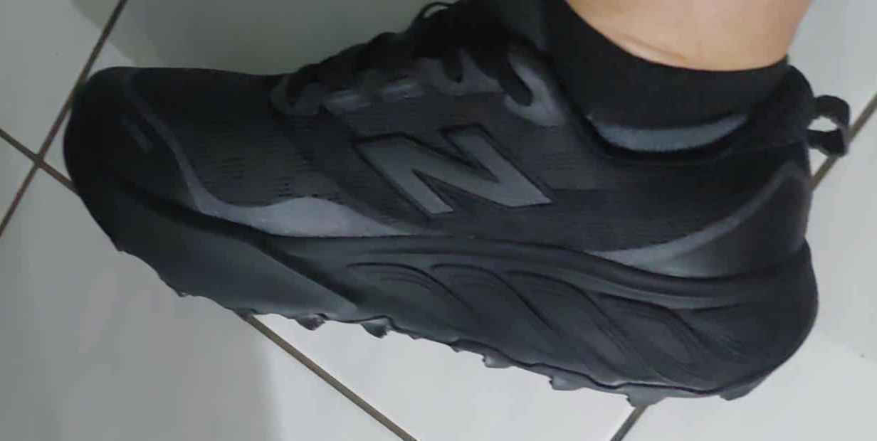 Fresh Foam X Hierro V9 Ανδρικά Αθλητικά Παπούτσια Trail Running Μαύρα