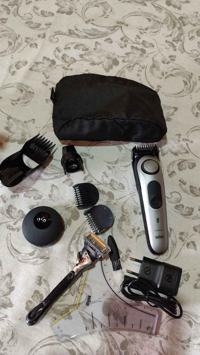 Braun Series 7 Trimmer Μηχανή Επαναφορτιζόμενη Black / Space Grey BT7420