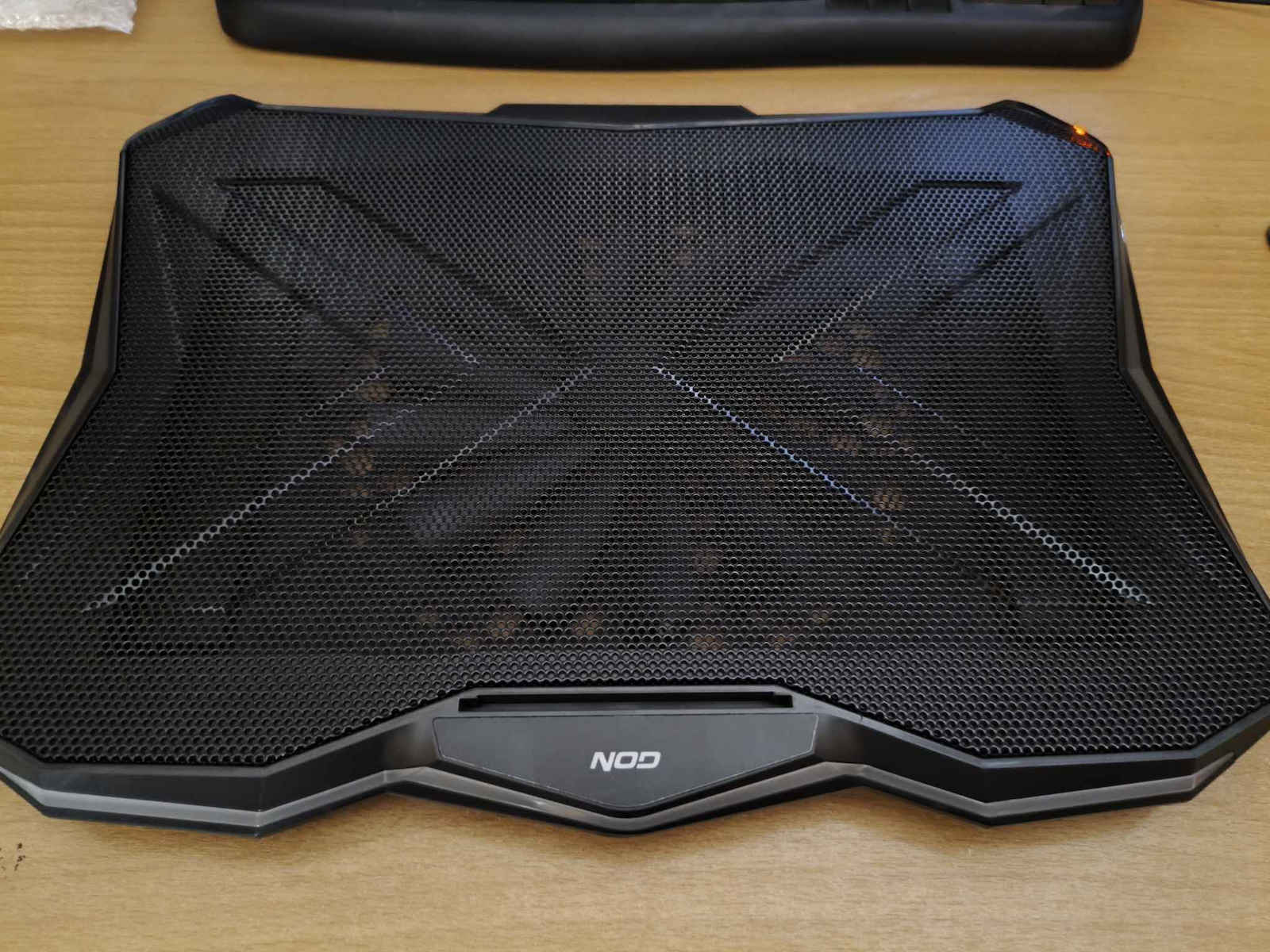 NOD Vortex RGB Cooling Pad για Laptop έως 17.3" με 1 Ανεμιστήρα