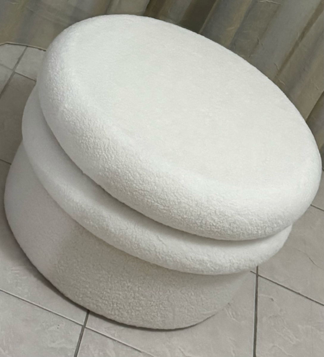 Hocker Für das Wohnzimmer Mit Stauraum Gepolstert mit Stoff Specioza Black 60x60x35cm