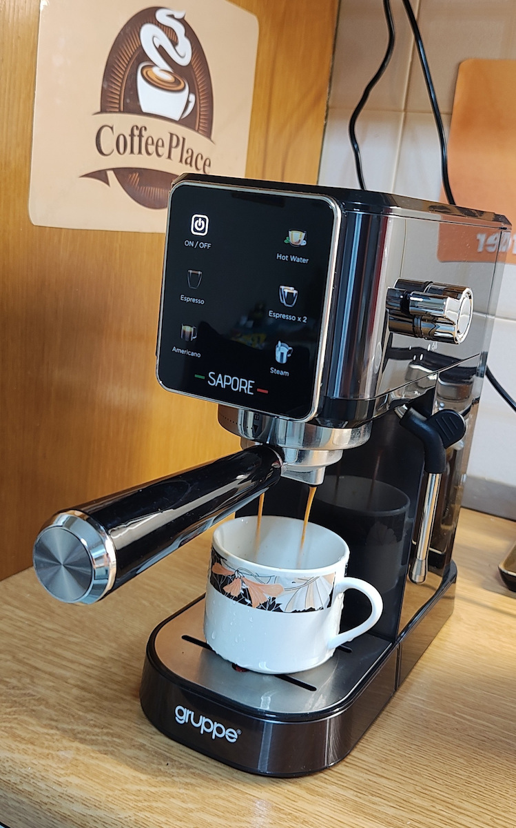Gruppe Sapore Automatic Espresso Machine 1350W Pressure 20bar Black