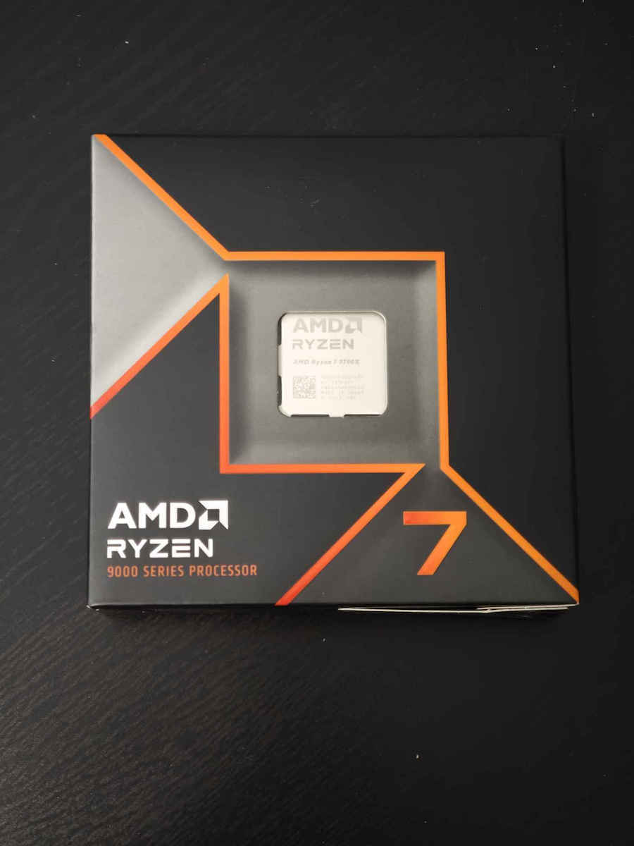 AMD Ryzen 7 9700X 3.8GHz Procesor cu 8 nuclee pentru Socket AM5