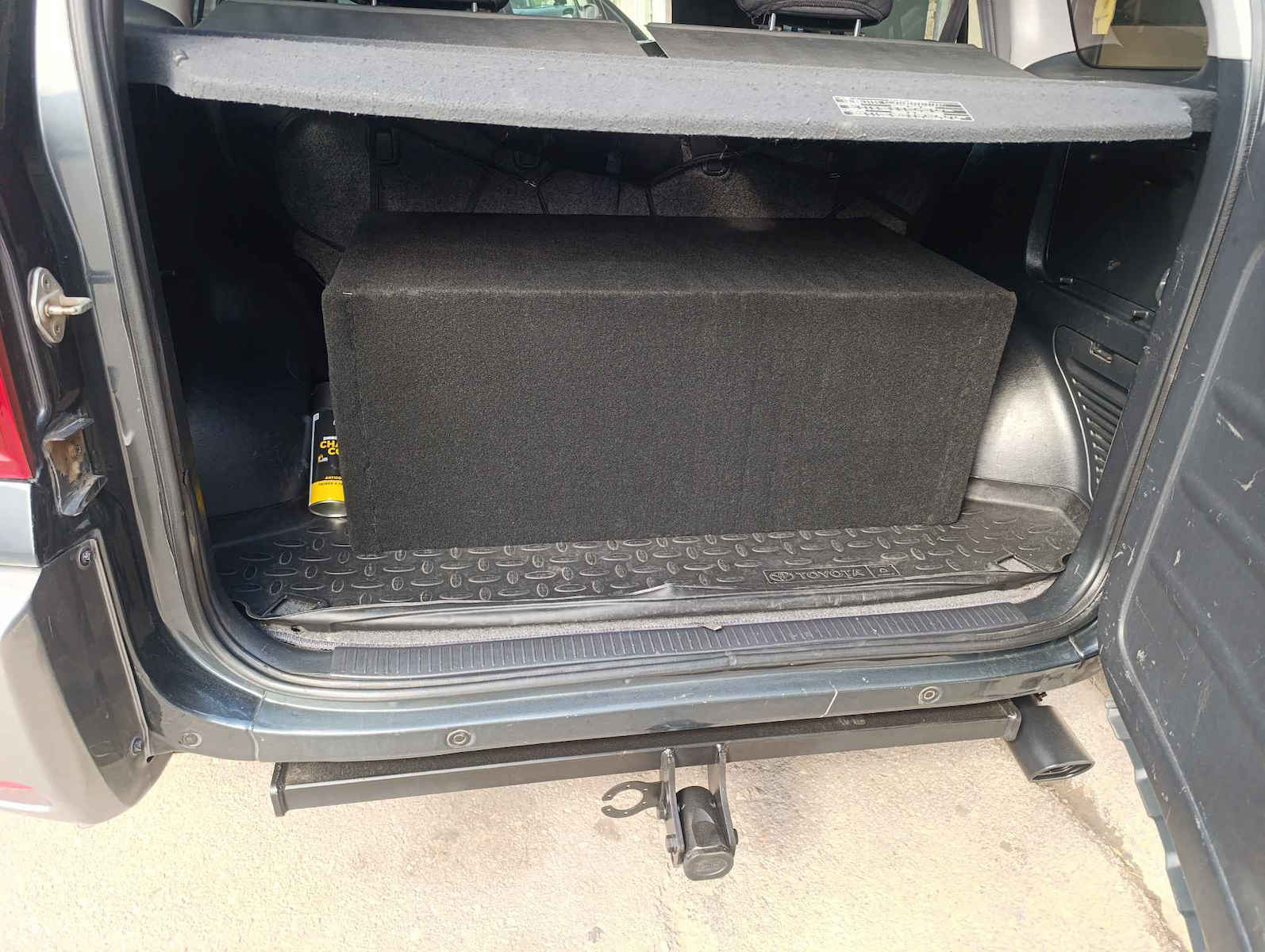 Galia Automatic Tow Hook Car Toyota RAV 4 Suv 2000 - 2006 Automatic Maximum Towing Weight 1800kg