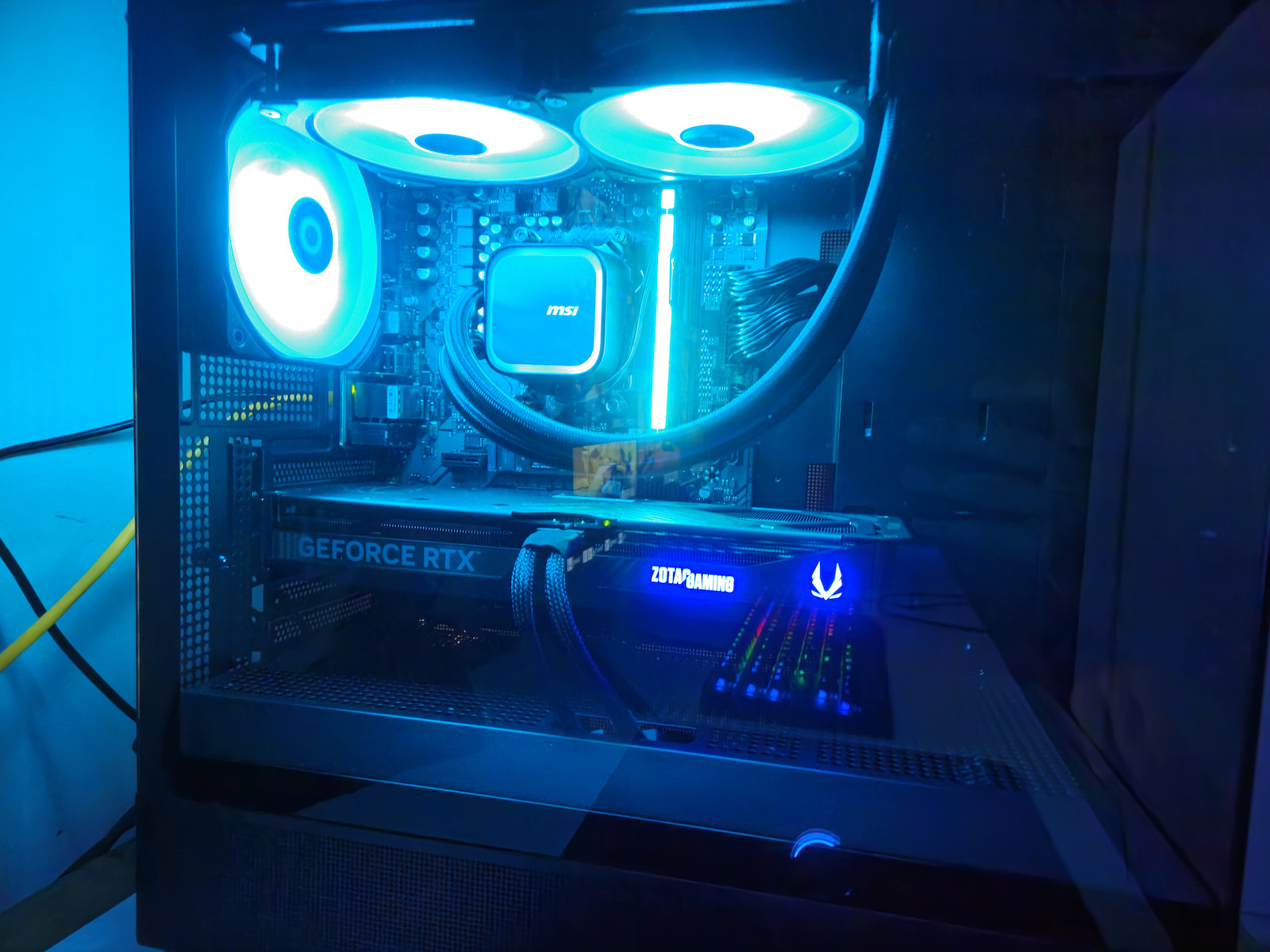 U-Case Haze Gaming Desktop PC (Ryzen 7-7700/32GB DDR5/1TB SSD/GeForce RTX 5070/W11 Home)