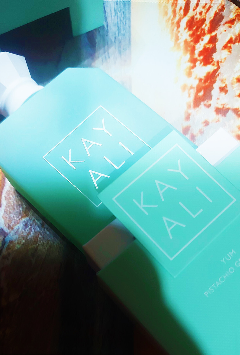 Kayali Yum Pistachio Gelato 33 Eau de Parfum 50ml