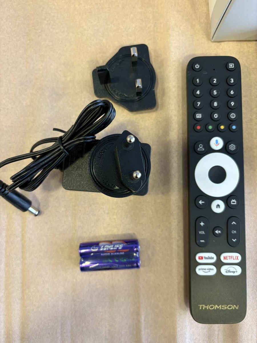 Thomson TV Box 240G 4K UHD με WiFi USB 2.0 2GB RAM και 8GB Αποθηκευτικό Χώρο με Λειτουργικό Android και Google Assistant