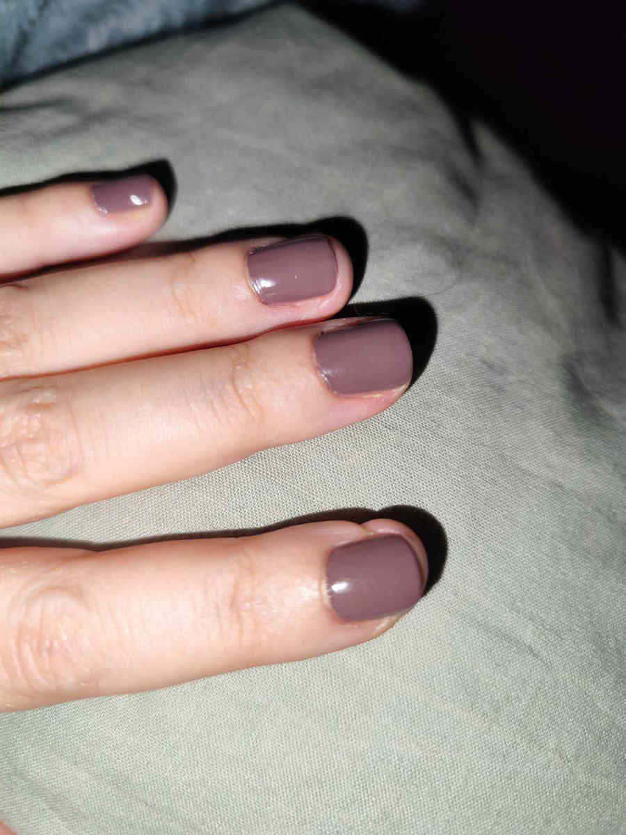 Essie Here to Stay Base Coat για Απλά Βερνίκια 13.5ml