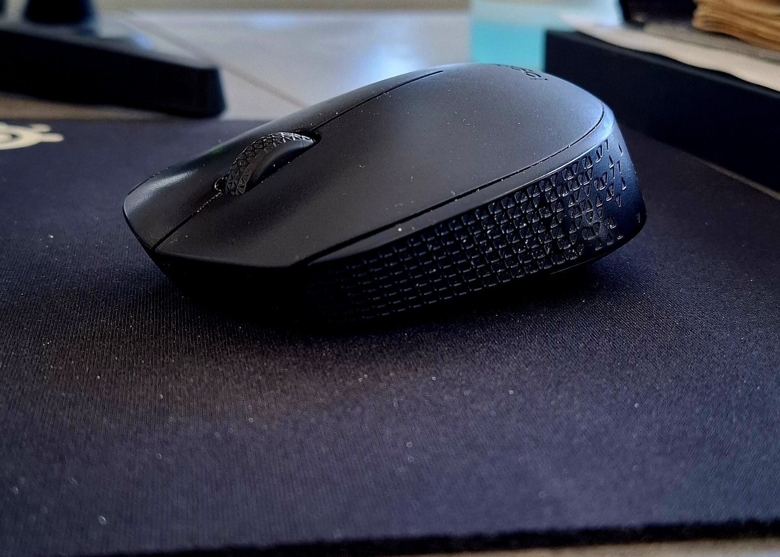 Logitech B170 Безжичен Мишка Черен