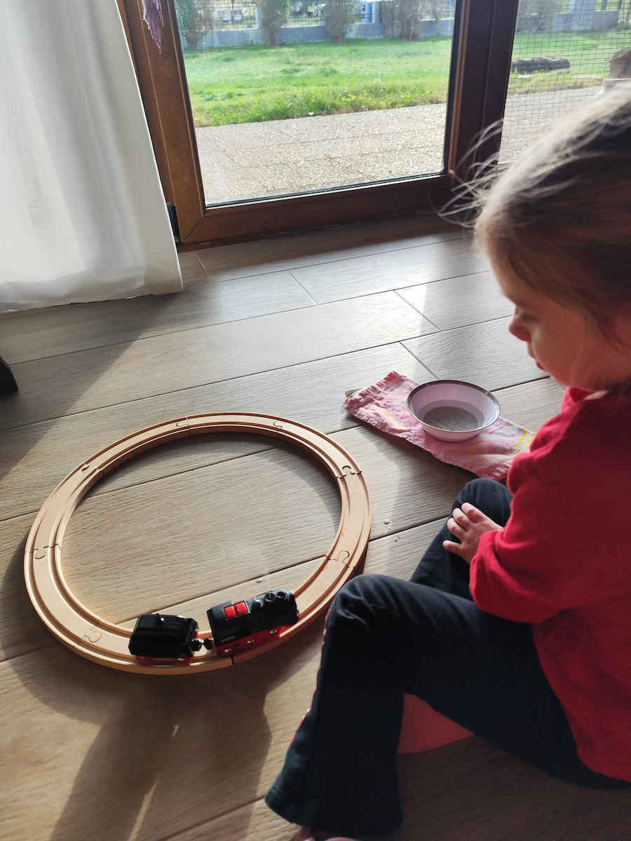 Brio Toys Trenuleț cu Lumină și Fum pentru 3+ ani+ Ani
