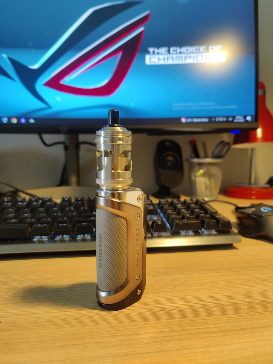 Geek Vape Aegis Solo 3 Box Mod Titanium Gray