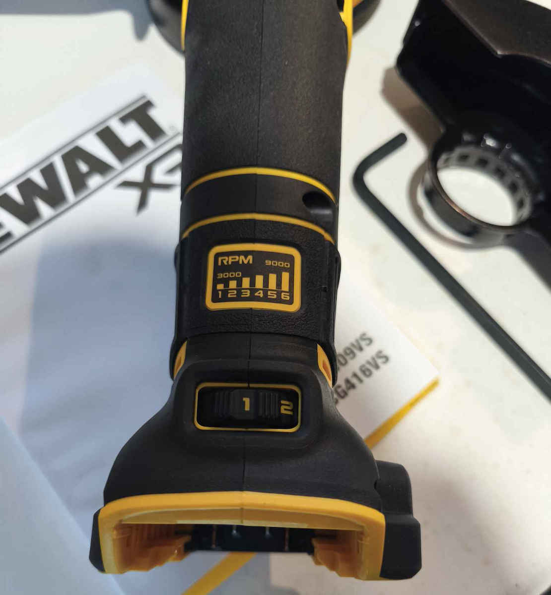 DEWALT DCG416VSN Τροχός 125mm Μπαταρίας Brushless με Ρύθμιση Στροφών 18V Solo